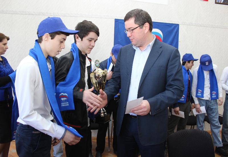 В Карабудахкентском районе чествовали юных футболистов, ставших чемпионами на Всероссийских соревнованиях
