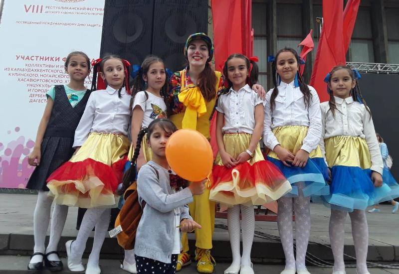 Учащиеся Карабудахкентского района приняли участие в художественно-творческих мероприятиях