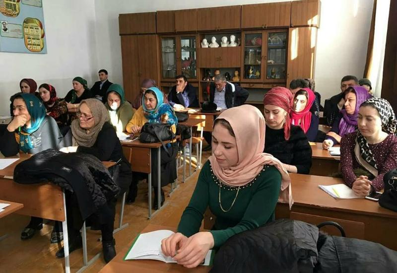 Заседание методического объединения провели в Карабудахкентской гимназии