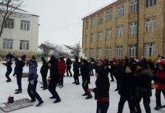 В карабудахкентской гимназии состоялось физкультурно-оздоровительное соревнование «Зимние забавы»