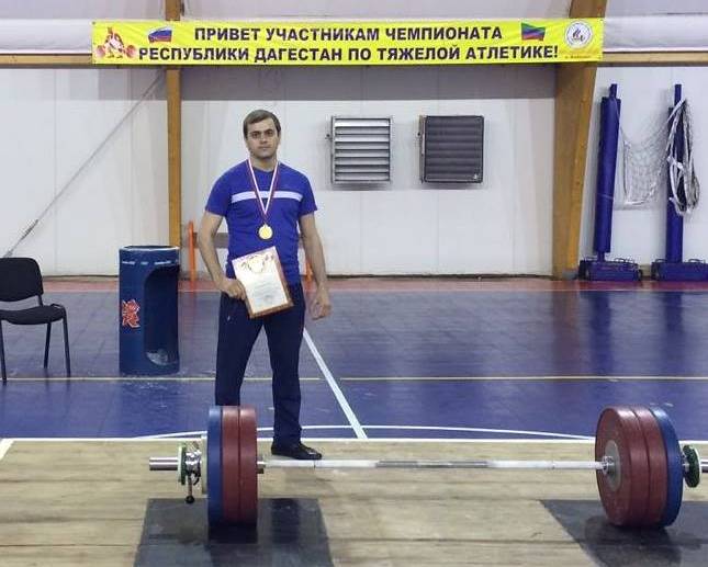 Алибек Киявов выиграл путевку на чемпионат СКФО/ЮФО