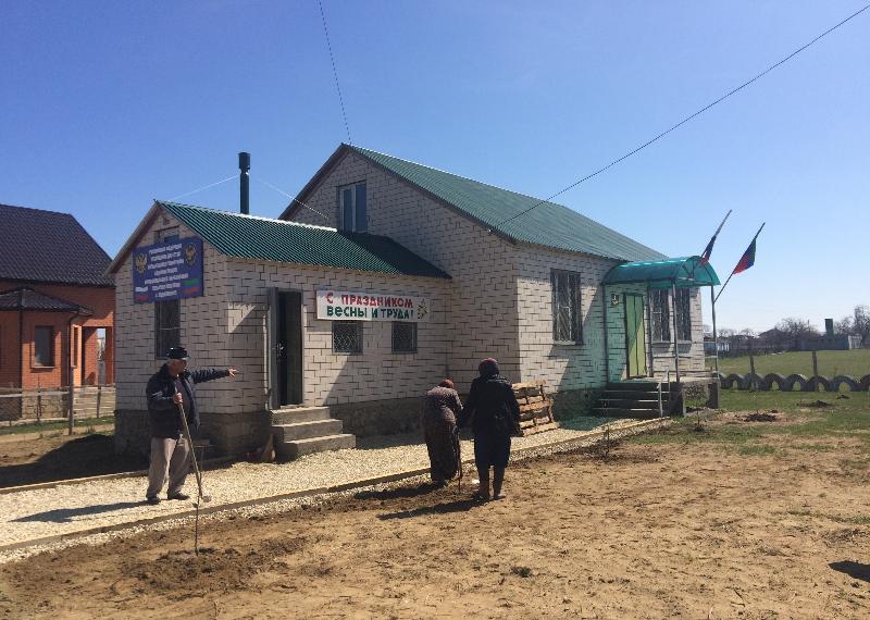 В селе Зеленоморск Карабудахкентского района был проведен субботник