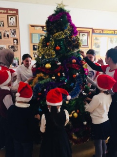 В Карабудахкентском районе стартовала акция "Волшебство новогодней поры"
