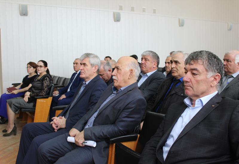 Махмуд Амиралиев провел совещание, посвященное итогам избирательной кампании