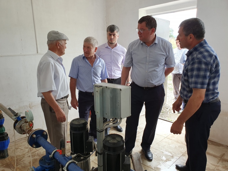 Глава Карабудахкентского района инспектировал ход  эксплуатации Программы «Внутрисельские водопроводные сети в с Гурбуки»