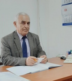 Председатель Общественной палаты и Совета старейшин района Абдулгамид Мамагишиев о ситуации в аэропорту Махачкалы