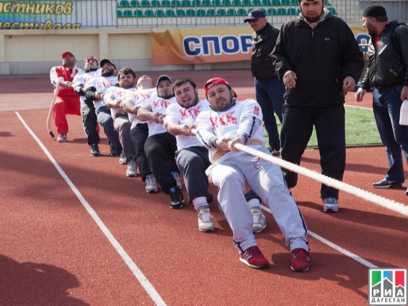 Победителем чемпионата Дагестана по перетягиванию каната стала команда VNK