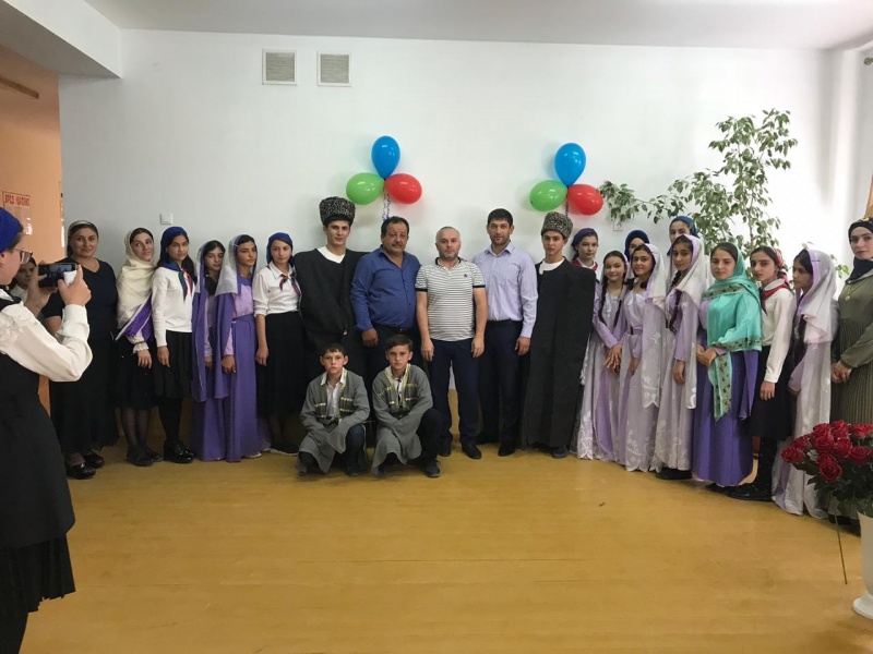 В Доргелинской СОШ №2 провели мероприятие в честь празднования «Дня единства народов Дагестана».