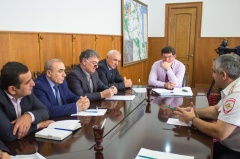 Заседание комиссии по безопасности дорожного движения состоялось в Карабудахкентском районе