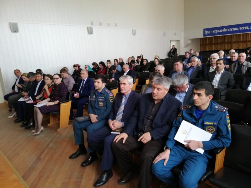 В Карабудахкентском районе  обсудили эпидемическую ситуацию по кори в районе  и меры по ее стабилизации.