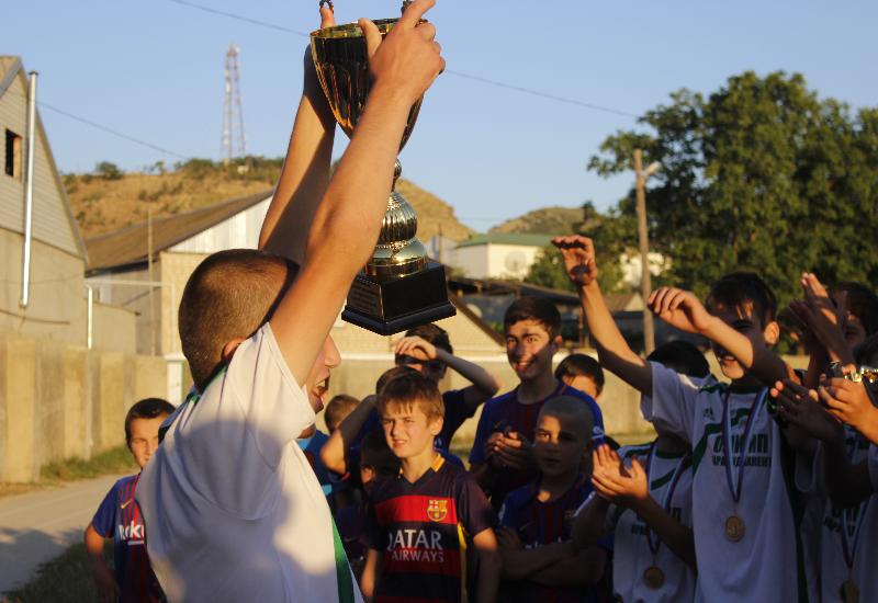 Команда из Карабудахкента стала чемпионом районного первенства по футболу