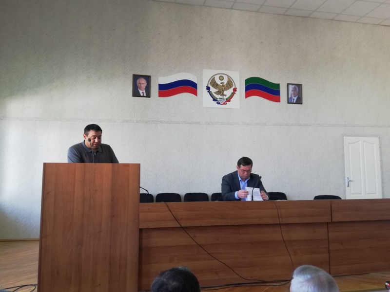 В Карабудахкентском районе обсудили вопрос о принятых мерах по улучшению работы по предупреждению кори и прививочной работе в районе.