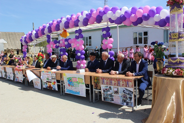 Карабудахкентская школа № 3 отметила свой 40-летний юбилей