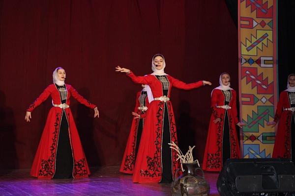 В Карабудахкентском районе прошел XII Республиканский фестиваль национальной культуры "Традиции отцов".
