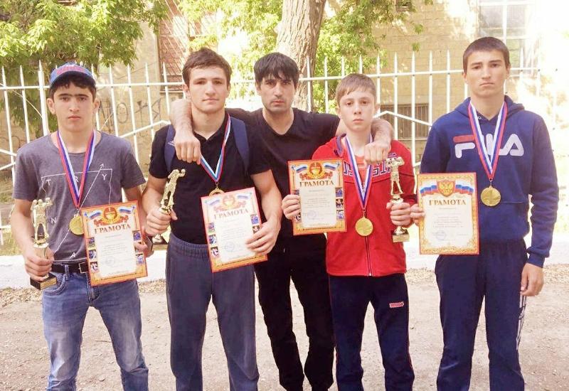 На турнире памяти Омара Шахбанова спортсмены из Доргели заняли первые места