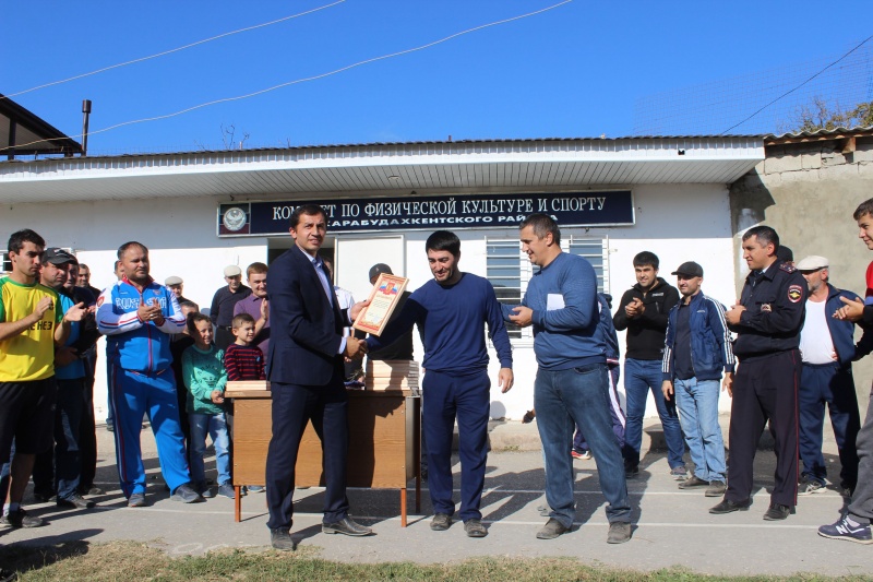 Состоялся футбольный турнир среди избирательных округов с Карабудахкент.