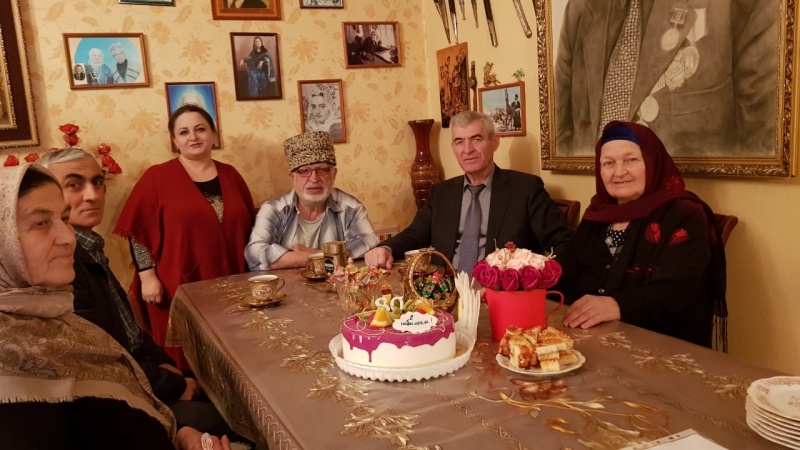 Администрация МР «Карабудахкентский район» поздравляет с 80- летним юбилеем Шавлуха Ибадуллаева.