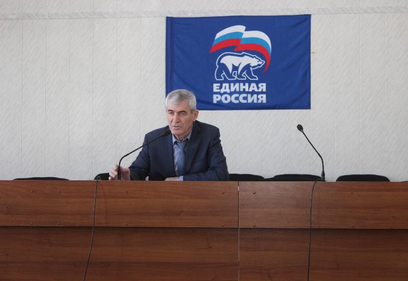 В Карабудахкентском районе обсудили ход подготовки к ЕГЭ