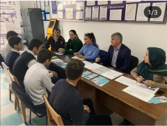 Со школьниками Карабудахкентского района были обсуждены проблемные вопросы организации подростковой занятости