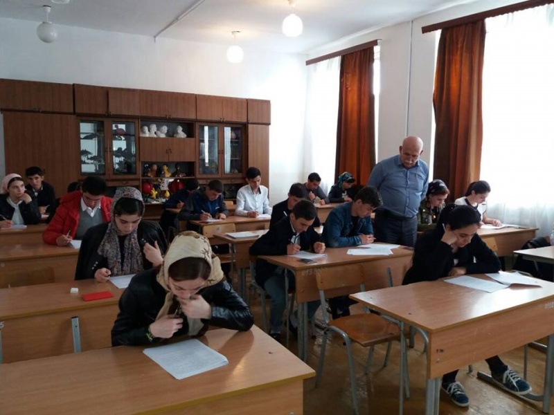 II этап муниципальной олимпиады по избирательному процессу состоялся в Карабудахкентском районе среди школьников
