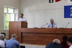 В Карабудахкентском районе обсудили ход подготовки к уборке зерновых культур