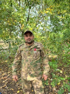 Участник СВО из Карабудахкента Али Каранаев награждён орденом мужества