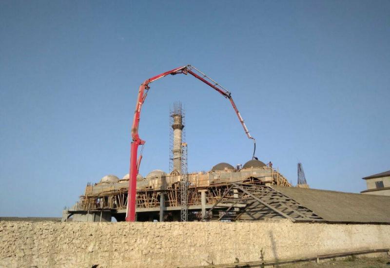 В Уллубийауле продолжается строительство мечети
