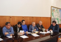 Махмуд Амиралиев встретился с министром природных ресурсов и экологии РД Набиюллой Карачаевым